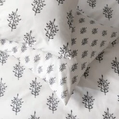 Habitat Woodblock Leaf White Bedding Set - Single 10 Habitat Woodblock Leaf White Bedding Set - Single -Habitat 1232846 R Z003A