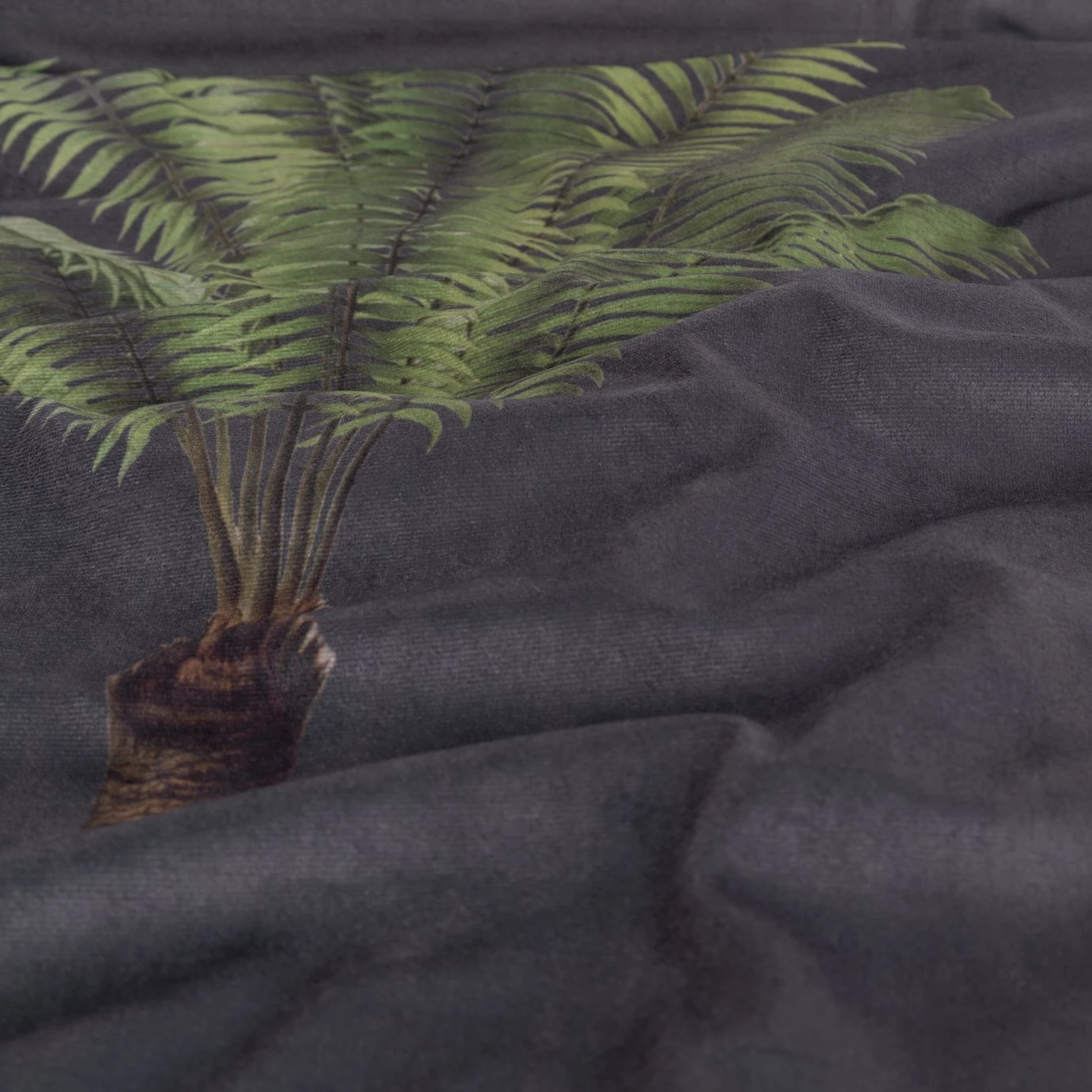 Habitat Graphic Palm Printed Throw - Black - 125X150cm 6 Habitat Graphic Palm Printed Throw - Black - 125X150cm - Image 4