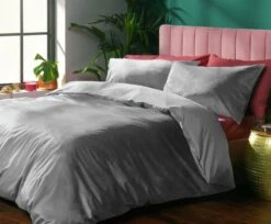 Habitat Plain Velvet Silver Bedding Set - Double -Habitat 2159162 R Z004A