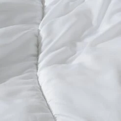 Habitat Anti-Allergy 13.5 Tog Duvet - Single 14 Habitat Anti-Allergy 13.5 Tog Duvet - Single -Habitat 2723866 R Z003C