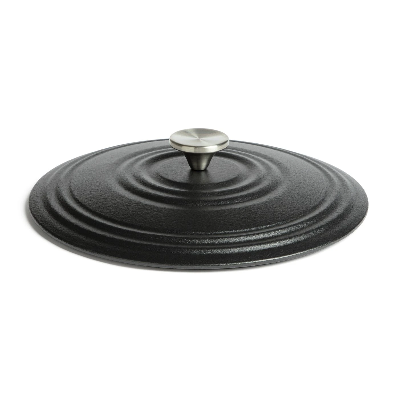Habitat 4 Litre Shallow Cast Iron Casserole Dish - Black 6 Habitat 4 Litre Shallow Cast Iron Casserole Dish - Black - Image 4