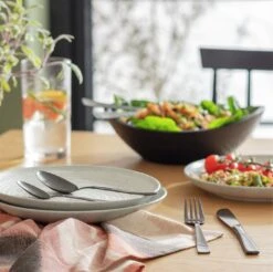 Habitat Satin 16 Piece Stainless Steel Cutlery Set -Habitat 3289794 R Z001C