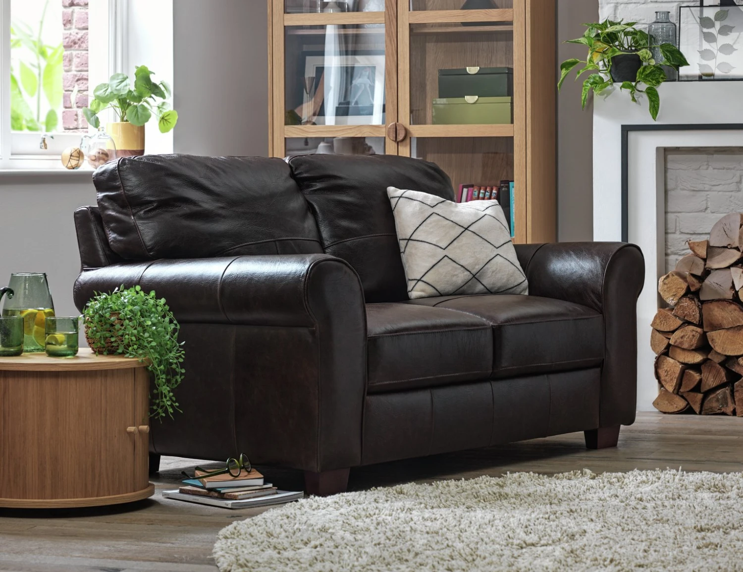 Habitat Salisbury Leather 2 Seater Sofa - Chocolate 4 Habitat Salisbury Leather 2 Seater Sofa - Chocolate - Image 2