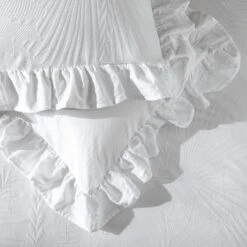 Habitat Cotton 180TC Leaf Matelasse White Bedding - Double -Habitat 4096429 R Z004C