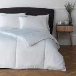 Habitat Feels Like Down 10.5 Tog Duvet - Double 20 Habitat Feels Like Down 10.5 Tog Duvet - Double -Habitat 8143691 R Z007C