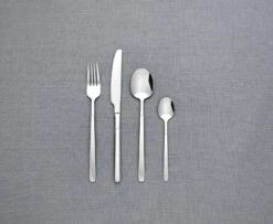 Habitat 16 Piece Infinity Cutlery Set -Habitat 8378617 R Z004C