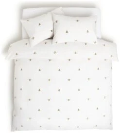 Habitat Hideaway Bee Print White Bedding Set - Single 9 Habitat Hideaway Bee Print White Bedding Set - Single -Habitat 8887720 R Z002A