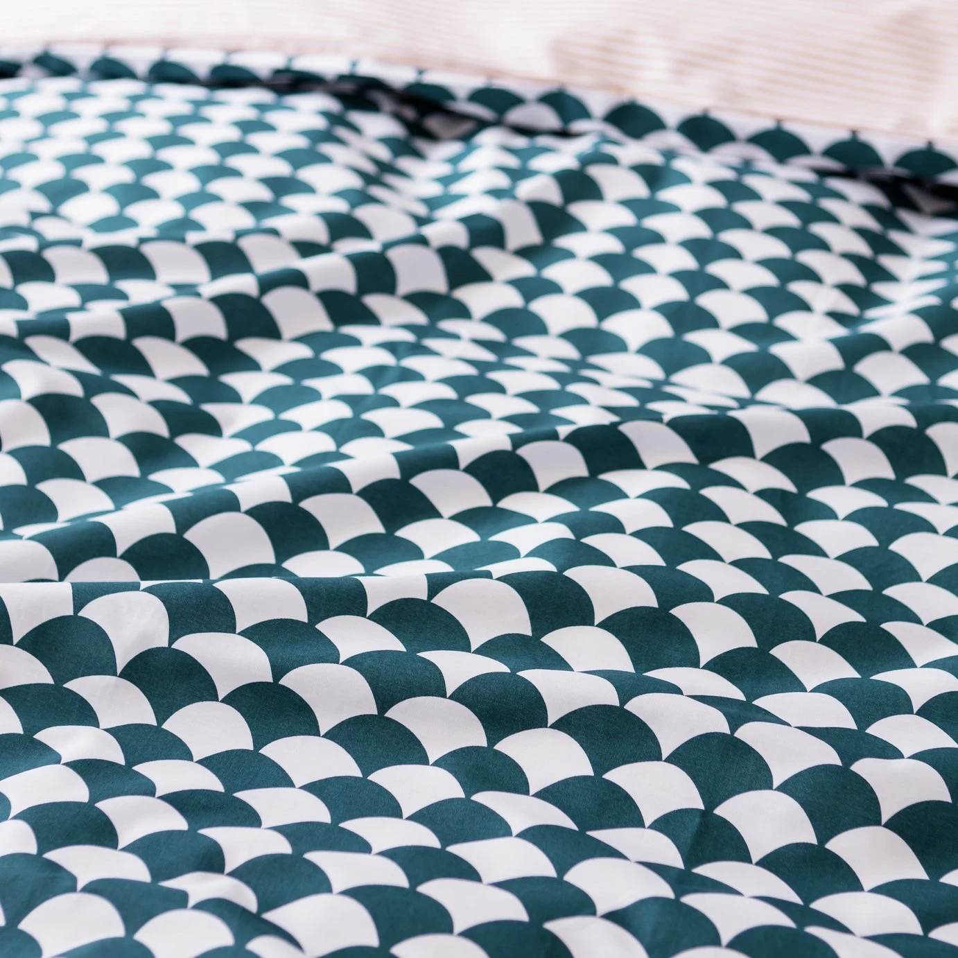 Habitat Cotton Scallop Teal Reversible Bedding Set-Superking 9 Habitat Cotton Scallop Teal Reversible Bedding Set-Superking - Image 7