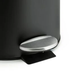 Habitat 30 Litre Domed Pedal Bin - Black 10 Habitat 30 Litre Domed Pedal Bin - Black -Habitat 9211182 R Z003A