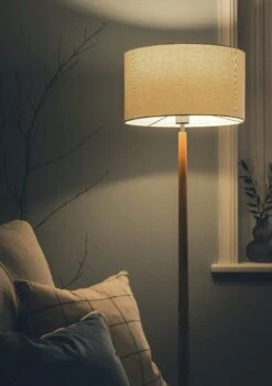 Habitat Pole Floor Lamp Base Only - Oak -Habitat 9456033 R Z002C