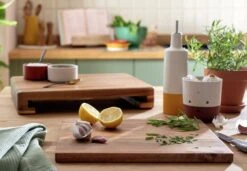 Habitat Global Sliding Wooden Chopping Board -Habitat 9579628 R Z001C